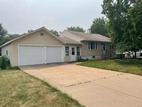 638 Tyler St, Anoka, MN 55303