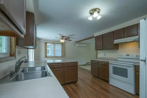Kitchen - 1713 Graydon Ave, Brainerd, MN 56401 photo 1 of 2