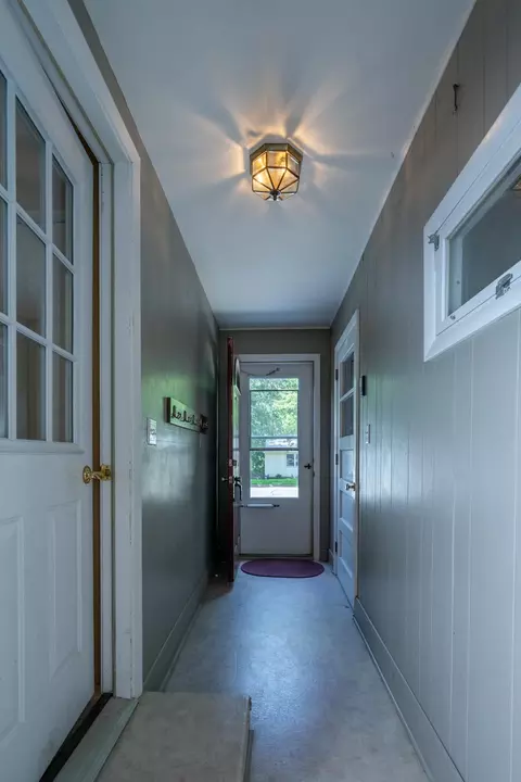 Entry Way - 1713 Graydon Ave, Brainerd, MN 56401 photo 3 of 5