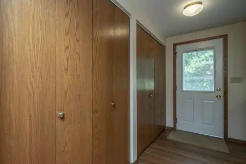 Entry Way - 1713 Graydon Ave, Brainerd, MN 56401 photo 4 of 5