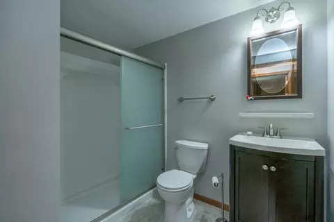 Bath - 1713 Graydon Ave, Brainerd, MN 56401 photo 1 of 3