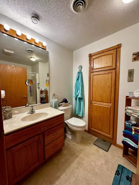 Bath - 305 E Fillmore, Mabel, MN 55954 photo 1 of 2