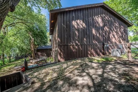 Exterior - 733 11th St NW, Willmar, MN 56201 photo 7 of 8