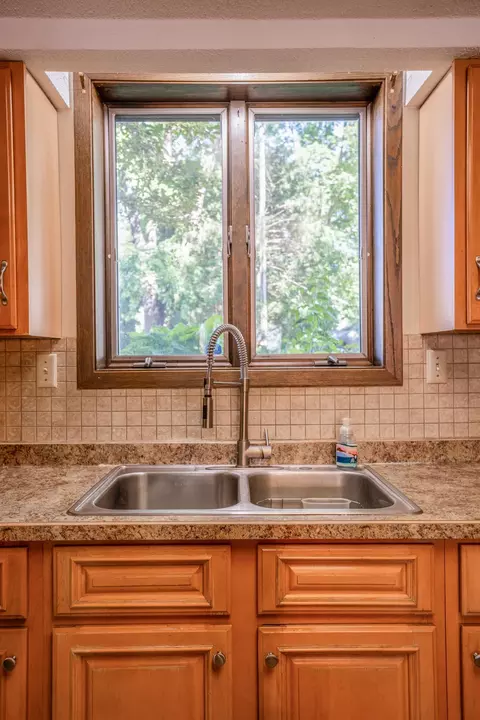 Kitchen - 733 11th St NW, Willmar, MN 56201 photo 4 of 4