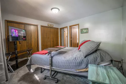 Bedroom - 733 11th St NW, Willmar, MN 56201 photo 2 of 5