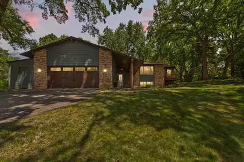 19143 Orchard Trl, Lakeville, MN 55044