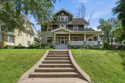 1732 Summit Ave, Saint Paul, MN 55105
