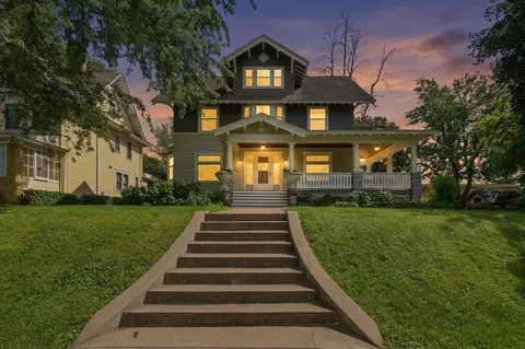 1732 Summit Ave, Saint Paul, MN 55105