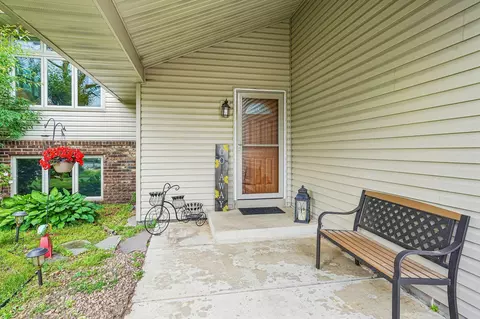 Exterior - 4258 Valley Forge Pl, Eagan, MN 55123 photo 2 of 5