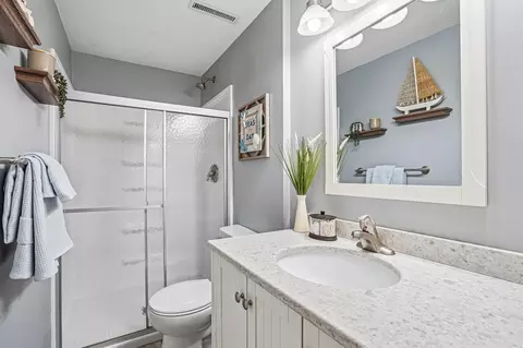 Bath - 4258 Valley Forge Pl, Eagan, MN 55123 photo 1 of 2