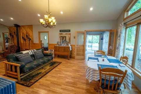 Dining - 14260 County 38, Eagle Bend, MN 56446 photo 1 of 1