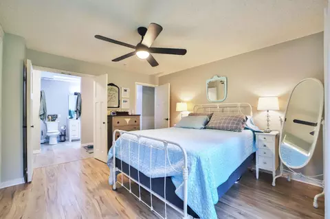 Bedroom - 14476 Lynndale Dr, Baxter, MN 56425 photo 1 of 8