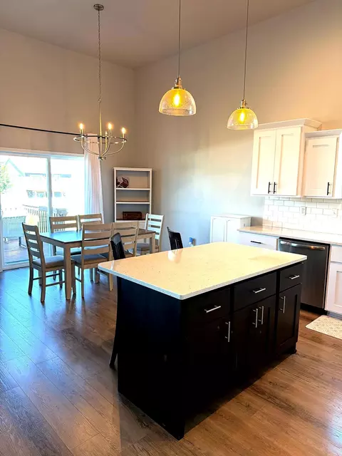 Kitchen - 401 7th St E, Horace, ND 58047 photo 1 of 2