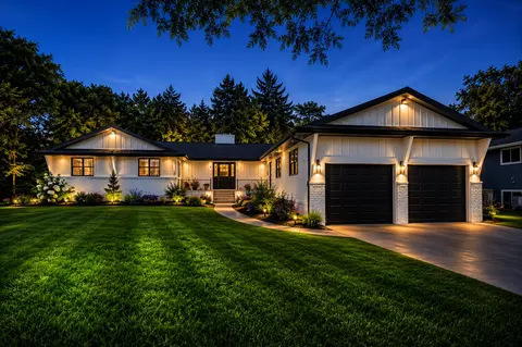 2882 Rice Creek Ter, New Brighton, MN 55112