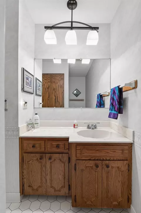 Bath - 2041 W 65th St, Excelsior, MN 55331 photo 2 of 4