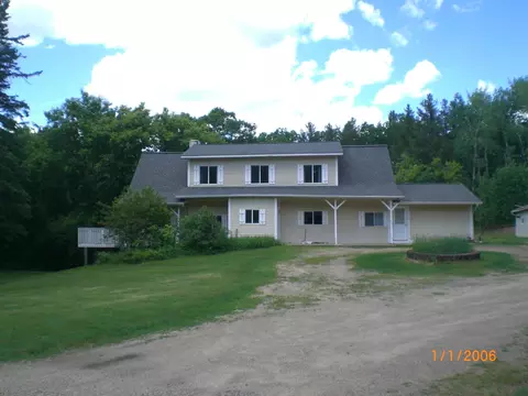 8218 Ski Chalet Dr, Pequot Lakes, MN 56472