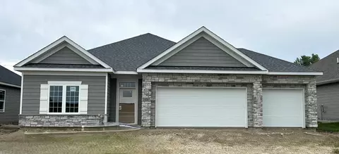 508 James Pkwy, Elko New Market, MN 55054