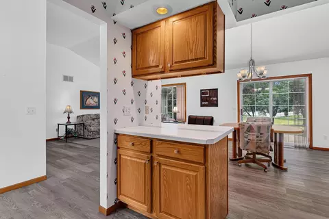 Kitchen - 704 24th St SE, Willmar, MN 56201 photo 4 of 4