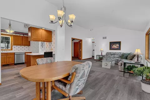 Dining - 704 24th St SE, Willmar, MN 56201 photo 2 of 2