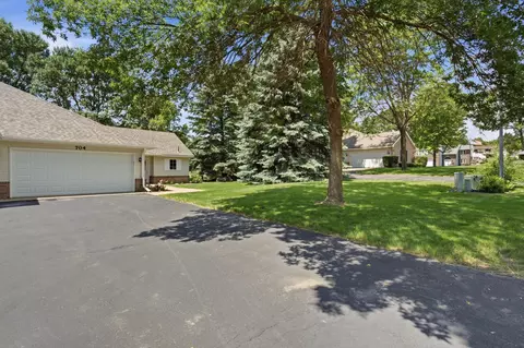 Exterior - 704 24th St SE, Willmar, MN 56201 photo 7 of 7