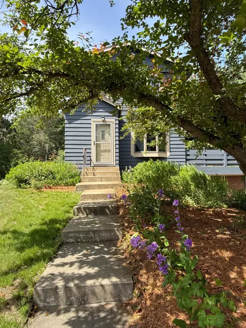31401 Northfield Blvd, Northfield, MN 55057