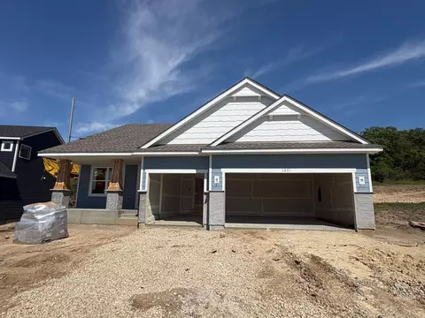 1271 Hadley Hills Dr NE, Rochester, MN 55906