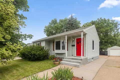 2711 5th Ave E, North Saint Paul, MN 55109