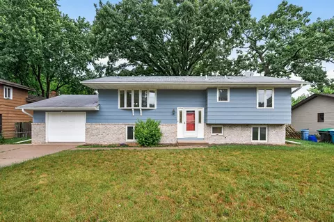 321 Hugo St NE, Fridley, MN 55432