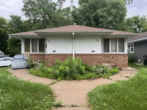 2417 Cole Ave SE, Minneapolis, MN 55414
