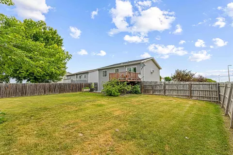 Exterior - 3915 34th St S, Fargo, ND 58104 photo 5 of 9