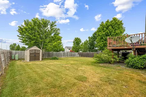 Exterior - 3915 34th St S, Fargo, ND 58104 photo 6 of 9