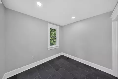 837 1st St NW, Rochester, MN 55901