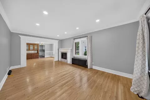 837 1st St NW, Rochester, MN 55901