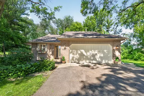 6440 Oriole Ave, Excelsior, MN 55331