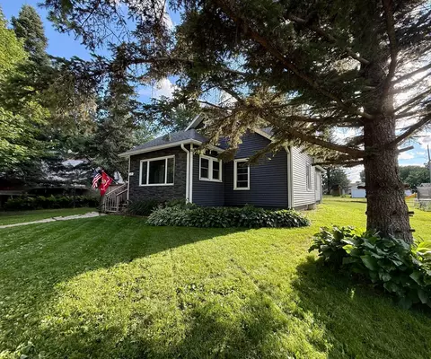 125 2nd Ave NW, Elgin, MN 55932