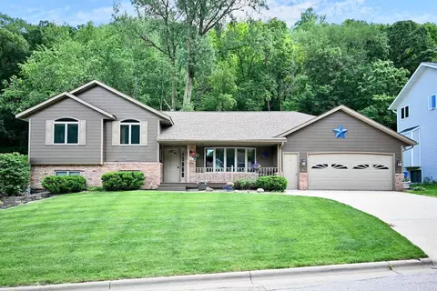 1570 48th Ave, Winona, MN 55987
