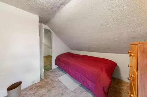 Bedroom - 533 9th St NW, Faribault, MN 55021 photo 3 of 5