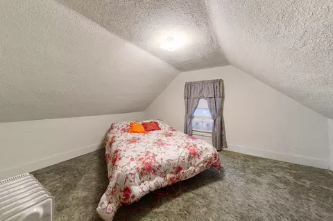Bedroom - 533 9th St NW, Faribault, MN 55021 photo 2 of 5