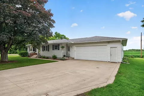311 Sophia Ave, Hamburg, MN 55339