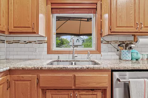Kitchen - 9832 Rosemill Cir N, Champlin, MN 55316 photo 5 of 7