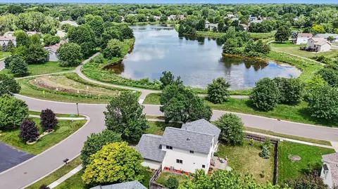 9947 Washington St NE, Blaine, MN 55434