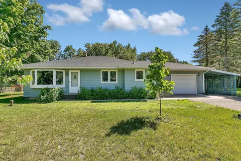 1022 Sunset Ridge Rd, Saint Cloud, MN 56303