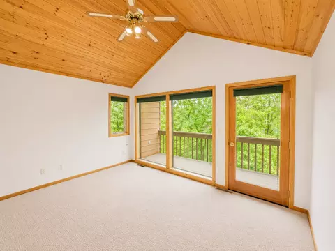 Bedroom - 50573 Evergreenpoint Rd, Bigfork, MN 56628 photo 6 of 6