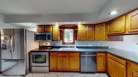 Kitchen - 119 Morningside Rd, Albert Lea, MN 56007 photo 3 of 3