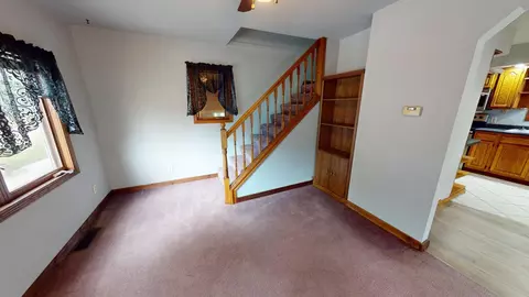 Living - 119 Morningside Rd, Albert Lea, MN 56007 photo 2 of 6