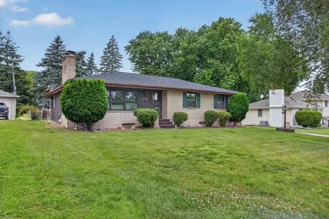 3141 Hampshire Ave N, Crystal, MN 55427
