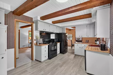 3141 Hampshire Ave N, Crystal, MN 55427