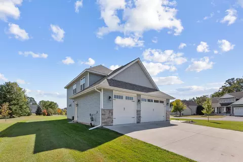 38209 Everett Ave, North Branch, MN 55056