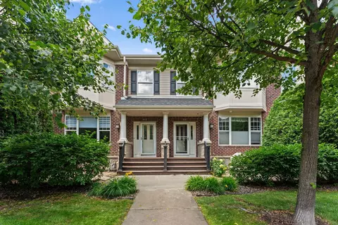 1550 Zarthan Ave S #512, Saint Louis Park, MN 55416