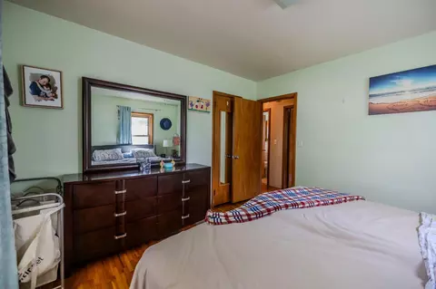 Bedroom - 1006 Poughkeepsie Ave, Morris, MN 56267 photo 2 of 8